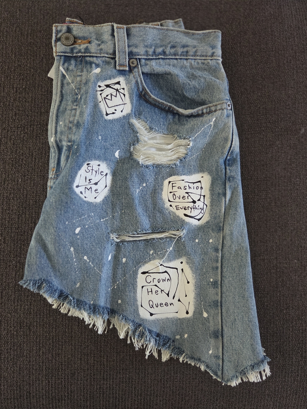 Custom By RICHE BLAC Distressed Denim Shorts – One of a Kind ✨ Vintage - Picture 3 of 7